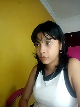 xoxo milk online show from 24, 10, 2025