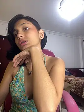 xoxo milk online show from 5, 12, 2025