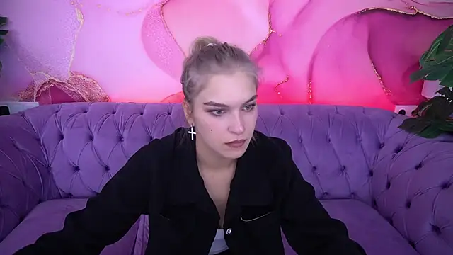 AlinaLiii online show from 27, 11, 2025