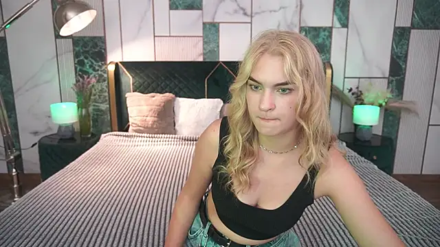 AlinaLiii online show from 15, 7, 2026