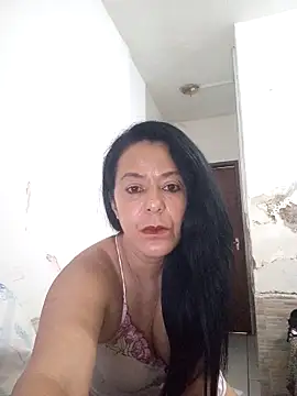 Snapshot of lucineia7 chatting on 6, 10, 2025 lucineia7 online show from 6, 10, 2025