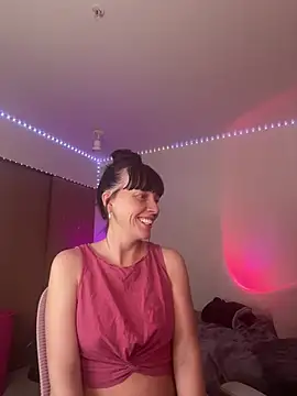 MaciiMayy online show from 16, 7, 2026