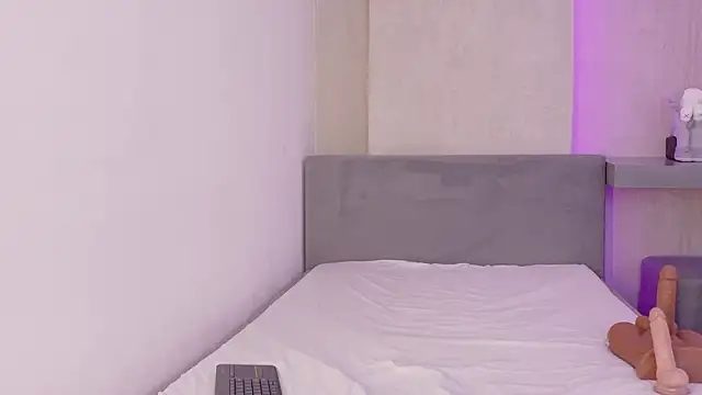 miia blaze online show from 7, 2, 2026