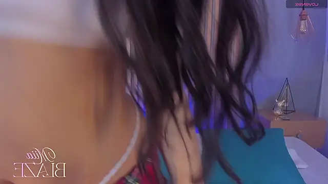 miia blaze online show from 19, 3, 2026