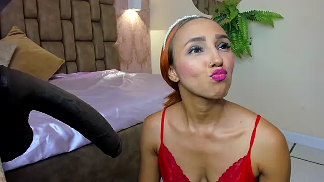 Kelseyfoxy  online show from 1, 10, 2025