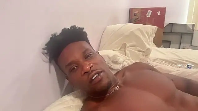 Snapshot of MrDaddyBlackNi9e chatting on 5, 11, 2025 MrDaddyBlackNi9e online show from 5, 11, 2025