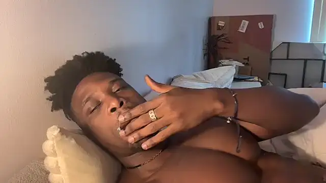 Snapshot of MrDaddyBlackNi9e chatting on 22, 9, 2025 MrDaddyBlackNi9e online show from 22, 9, 2025