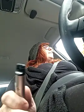 Chrissiosaurus online show from 15, 10, 2025