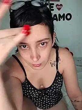 Snapshot of catperigosa chatting on 8, 10, 2025 catperigosa online show from 8, 10, 2025