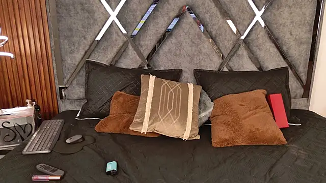 Dafne  Ruiz online show from 4, 10, 2025