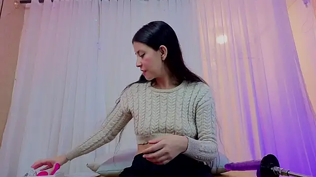 yliria010 online show from 10, 10, 2025