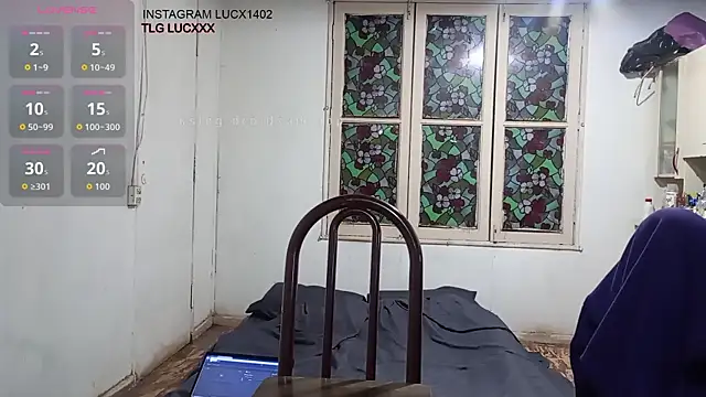 lucixxx14 online show from 31, 10, 2025