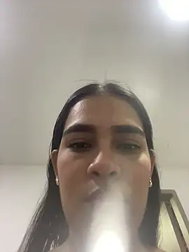 Valery lux16 online show from 4, 2, 2026