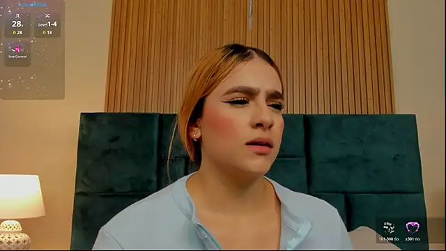 Amber kiss  online show from 8, 5, 2026