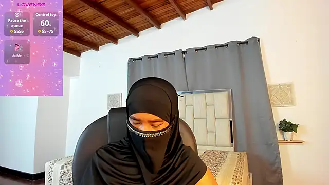 kalila latif online show from 17, 11, 2025