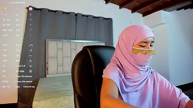 kalila latif online show from 5, 10, 2025