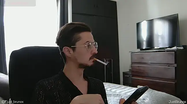 JustBrunox online show from 19, 3, 2025