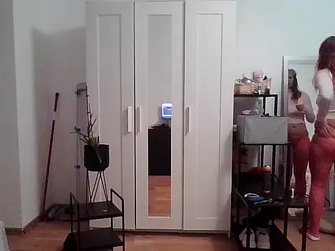 HotLenaX online show from 22, 10, 2025