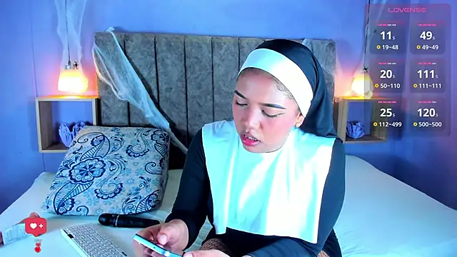 Bianca Ethan online show from 29, 10, 2025