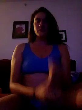 nutmegan online show from 25, 10, 2025