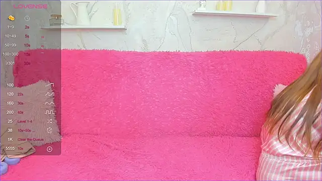 Snapshot of NinelCroft chatting on 11, 10, 2025 NinelCroft online show from 11, 10, 2025