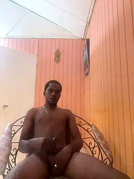 Snapshot of cockybig1 chatting on 10, 10, 2025 cockybig1 online show from 10, 10, 2025