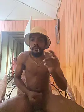 Snapshot of cockybig1 chatting on 4, 10, 2025 cockybig1 online show from 4, 10, 2025