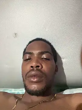 Snapshot of cockybig1 chatting on 17, 10, 2025 cockybig1 online show from 17, 10, 2025