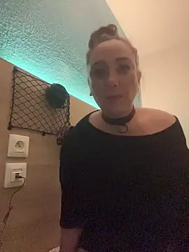 Reine du Vice84 online show from 17, 2, 2026