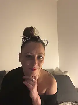 Reine du Vice84 online show from 11, 2, 2026