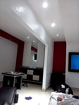 transreyna online show from 1, 3, 2025