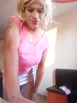 transreyna online show from 12, 11, 2025