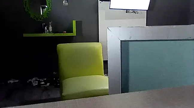 transreyna online show from 26, 12, 2024