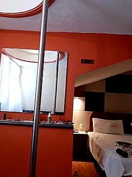 transreyna online show from 18, 3, 2025