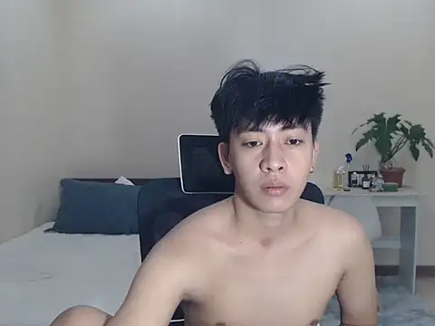 niel cumshow online show from 4, 11, 2025