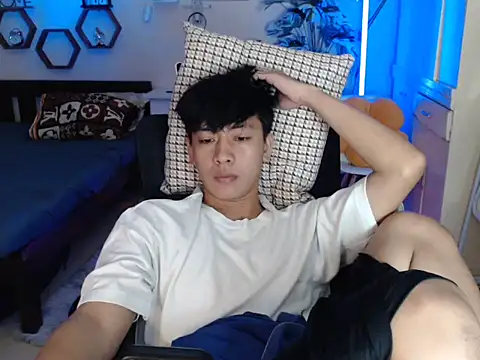 niel cumshow online show from 19, 12, 2025