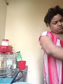 Snapshot of Deborbhavi222 chatting on 21, 3, 2026 Deborbhavi222 online show from 21, 3, 2026