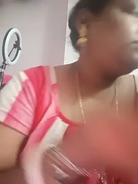 Snapshot of Deborbhavi222 chatting on 4, 6, 2026 Deborbhavi222 online show from 4, 6, 2026