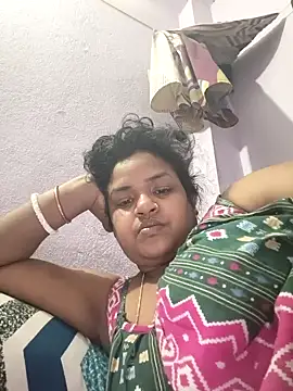 Snapshot of Deborbhavi222 chatting on 8, 4, 2026 Deborbhavi222 online show from 8, 4, 2026