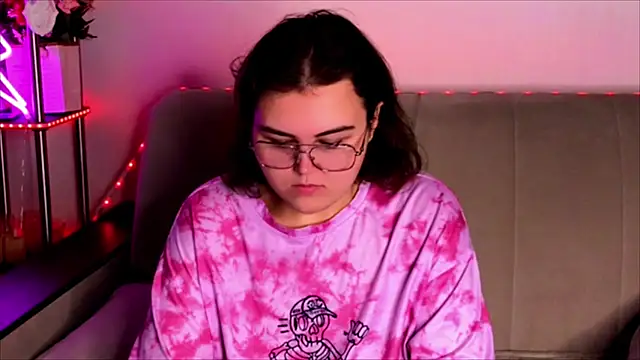  online show from 13, 11, 2025