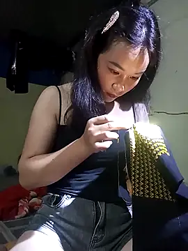 dorothyxx online show from 10, 11, 2025