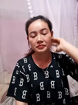 dorothyxx online show from 25, 9, 2025