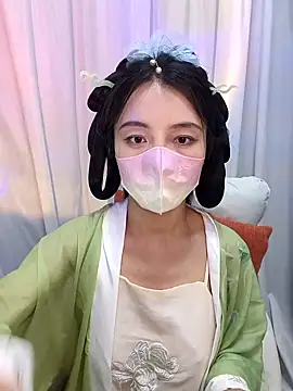 Snapshot of susu125216 chatting on 22, 9, 2025 susu125216 online show from 22, 9, 2025