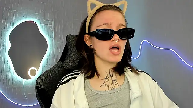 Elastikisss online show from 13, 3, 2026