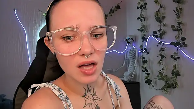 Elastikisss online show from 22, 7, 2026