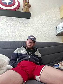 nymphomaniecouple online show from 13, 4, 2026