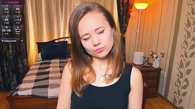 Crysta1Eva  online show from 4, 10, 2025