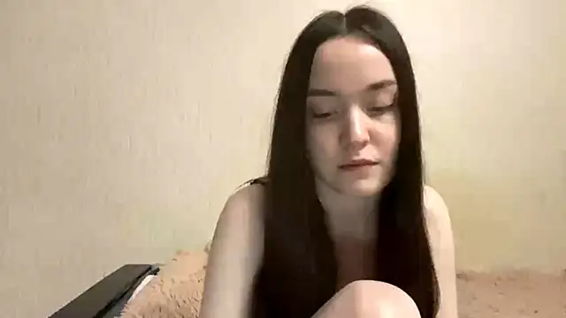 VividSienna online show from 21, 10, 2025