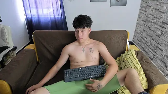 daniel leon online show from 26, 4, 2026