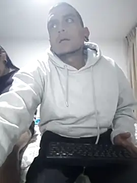 Carlandelli1 online show from 3, 12, 2025